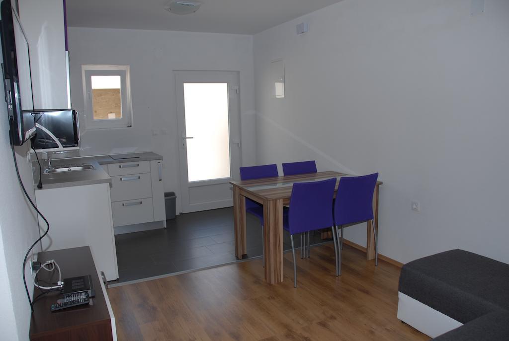 Apartments Kriz Senj  Δωμάτιο φωτογραφία